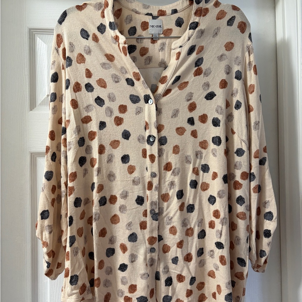 NIC+ZOE Cream Button-Down Shirt with Brown and Black Spot Print